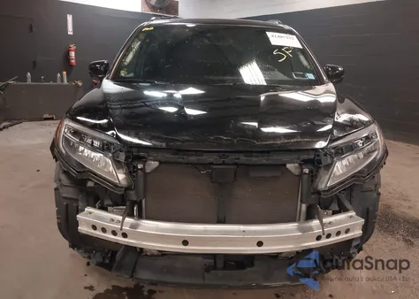 2021 Honda Pilot Black z USA, uszkodzony, nr VIN 5FNYF6H7XMB074197